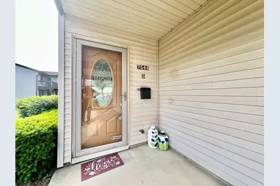 7544 Bristol Lane #5, Hanover Park, IL 60133 - Photo 3