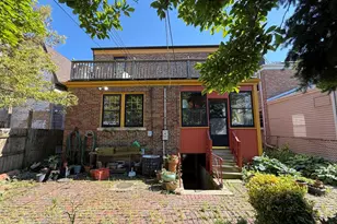2738 W Fitch Ave, Chicago, IL 60645 - Photo 27