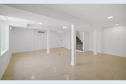 9430 Nashville Avenue, Morton Grove, IL 60053 - Photo 17