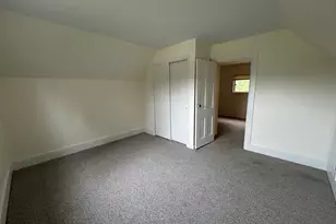 637 W Main St, Genoa, IL 60135 - Photo 13
