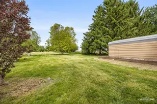 209 N Shabbona Rd, Shabbona, IL 60550 - Photo 21