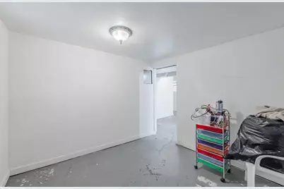 6733 S Campbell Avenue, Chicago, IL 60629 - Photo 23