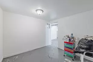 6733 S Campbell Ave, Chicago, IL 60629 - Photo 23