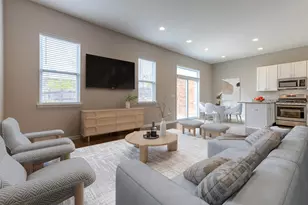2390 N Newberry Ln, Palatine, IL 60074 - Photo 3