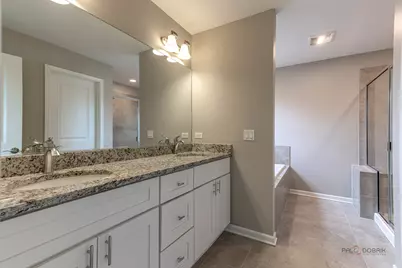 2390 N Newberry Lane, Palatine, IL 60074 - Photo 11