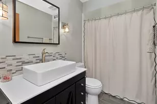 305 Tanglewood Ln, Naperville, IL 60563 - Photo 21