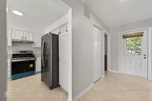 1008 Rockport Dr, Carol Stream, IL 60188 - Photo 5