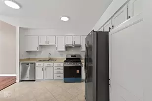 1008 Rockport Dr, Carol Stream, IL 60188 - Photo 3