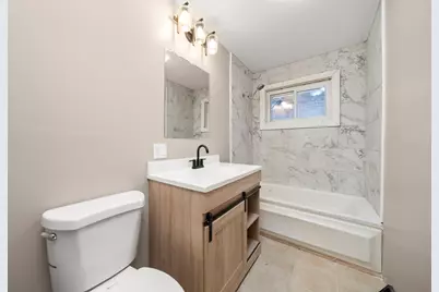 12809 S May Street, Calumet Park, IL 60827 - Photo 7