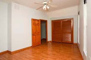 870 W Buckingham Pl, Chicago, IL 60657 - Photo 15