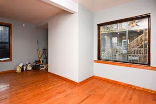 870 W Buckingham Pl, Chicago, IL 60657 - Photo 7