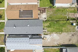 8739 S Colfax Ave, Chicago, IL 60617 - Photo 25