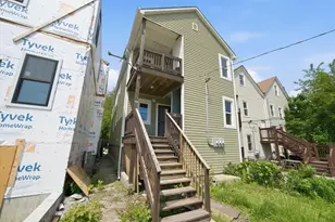 8739 S Colfax Ave, Chicago, IL 60617 - Photo 3