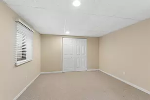 3744 Highknob Cir, Naperville, IL 60564 - Photo 19