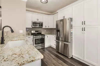 1920 Golden Gate Lane #1920, Naperville, IL 60563 - Photo 11