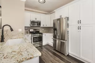 1920 Golden Gate Ln, Naperville, IL 60563 - Photo 11