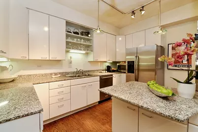 2737 N Hampden Court #3, Chicago, IL 60614 - Photo 11