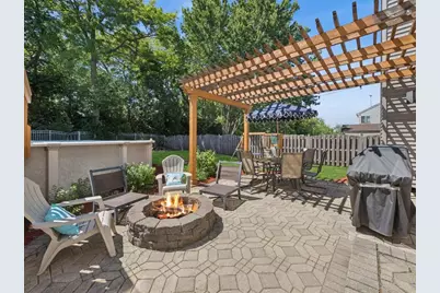 639 Anderson Drive, Lake in the Hills, IL 60156 - Photo 17