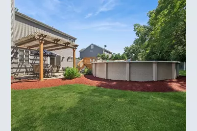 639 Anderson Drive, Lake in the Hills, IL 60156 - Photo 19