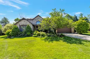 2135 Phillips Dr, Glenview, IL 60026 - Photo 1