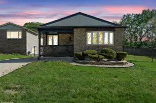 4317 182nd Pl, Country Club Hills, IL 60478 - Photo 1