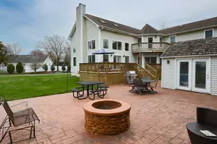 4308 Birch Dr, Gurnee, IL 60031 - Photo 3