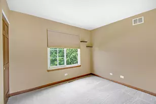 532 Rose Ln, Bartlett, IL 60103 - Photo 13