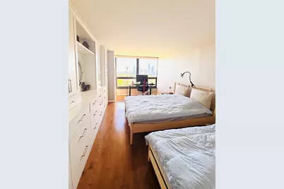 360 E Randolph Street #2002, Chicago, IL 60601 - Photo 9