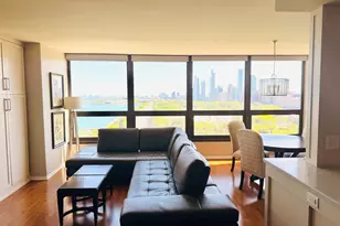 360 E Randolph St, Chicago, IL 60601 - Photo 3