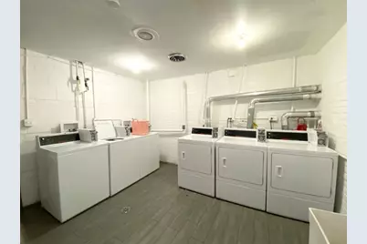 1040 W Hollywood Avenue #524, Chicago, IL 60660 - Photo 3