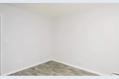 1040 W Hollywood Avenue #204, Chicago, IL 60660 - Photo 19