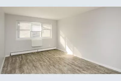 1040 W Hollywood Avenue #204, Chicago, IL 60660 - Photo 7