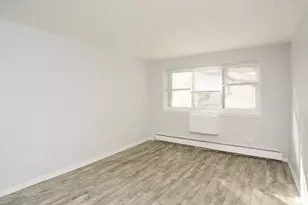 1040 W Hollywood Ave, Chicago, IL 60660 - Photo 9