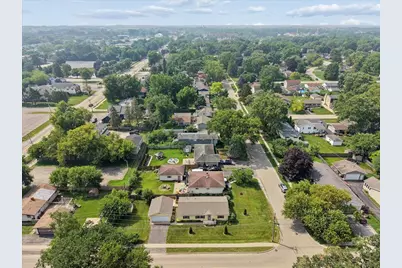 411 Highland Road, Grayslake, IL 60030 - Photo 23