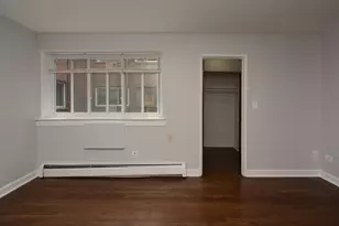 1040 W Hollywood Ave, Chicago, IL 60660 - Photo 11