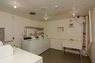 1040 W Hollywood Ave, Chicago, IL 60660 - Photo 19