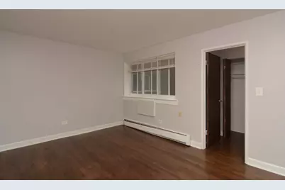 1040 W Hollywood Avenue #320, Chicago, IL 60660 - Photo 9