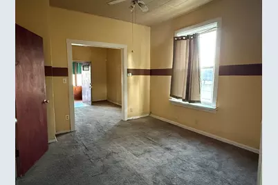 10026 S Indiana Avenue, Chicago, IL 60628 - Photo 5