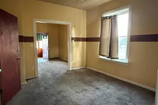 10026 S Indiana Ave, Chicago, IL 60628 - Photo 5