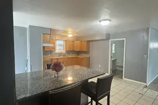513 Griswold Ave, Sterling, IL 61081 - Photo 13