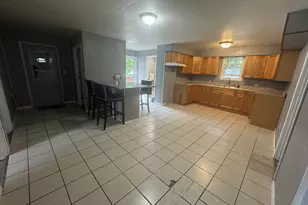 513 Griswold Ave, Sterling, IL 61081 - Photo 7