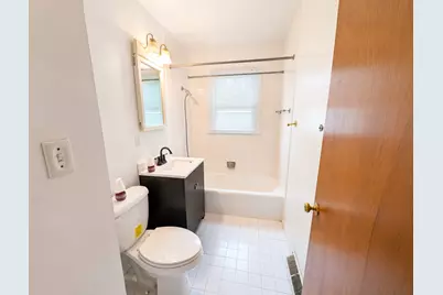 231 River Drive, Dekalb, IL 60115 - Photo 9