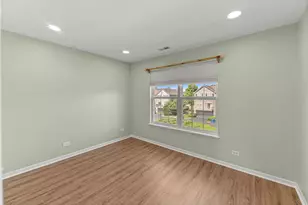 758 Lambert Ln, Bartlett, IL 60103 - Photo 25