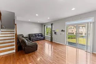 758 Lambert Ln, Bartlett, IL 60103 - Photo 7