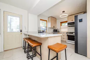 7535 Kenton Ave, Skokie, IL 60076 - Photo 13