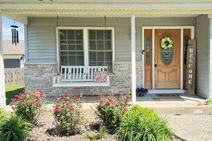 230 E Big Timber Dr, Coal City, IL 60416 - Photo 3