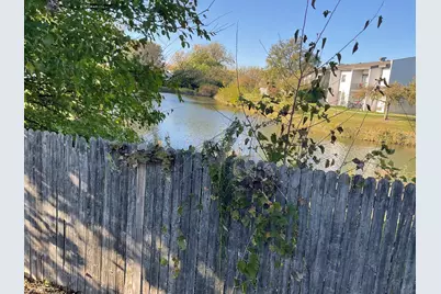 1066 Foxworth Boulevard, Lombard, IL 60148 - Photo 7