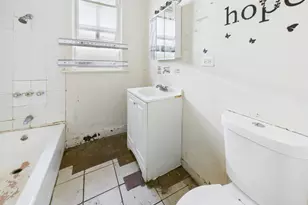 1327 W 72nd Pl, Chicago, IL 60636 - Photo 9