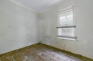 1327 W 72nd Pl, Chicago, IL 60636 - Photo 7