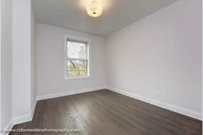 2329 W Barry Avenue #1, Chicago, IL 60618 - Photo 5